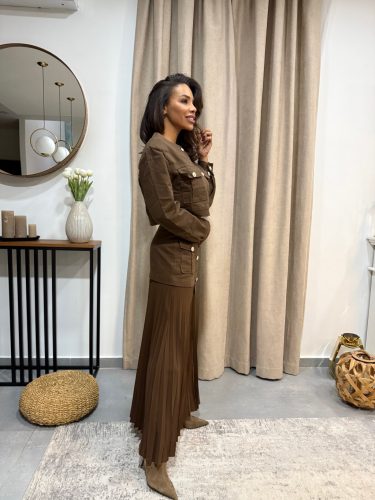 Barna elegáns zakós szett hosszú szoknyával